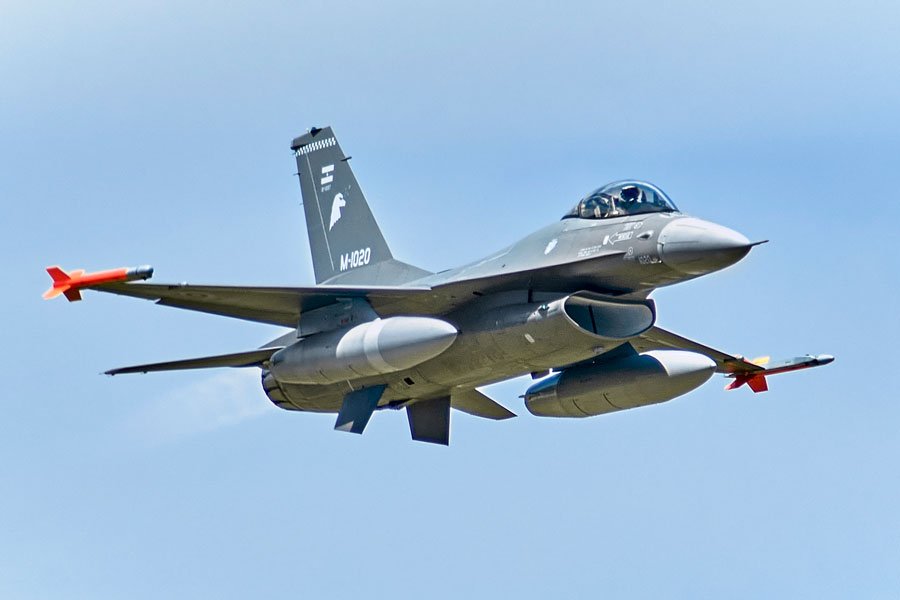 La llegada de los General Dynamics F-16 Fighting Falcon marca una nueva etapa para la Fuerza Aérea Argentina